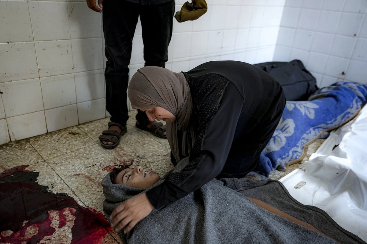 AP : Israeli Attack Kills 71 In Southern Gaza Strip |